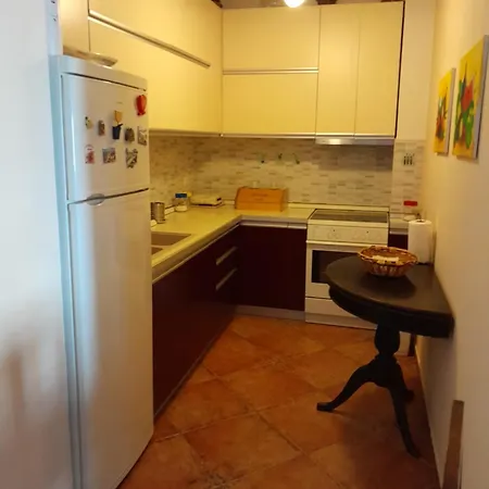 Stadiumi Apartment Pogradec