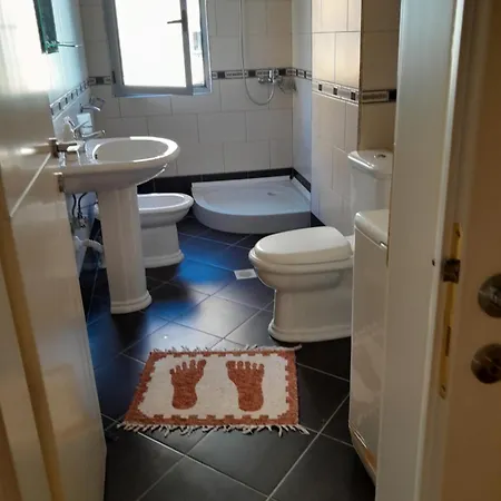 Stadiumi Apartment Pogradec